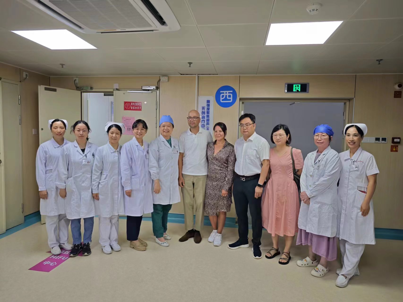 國際醫(yī)療技術(shù)交流合作新篇章,福建婦幼保健院普羅醫(yī)學(xué)HIFU技術(shù)獲德國專家點(diǎn)贊